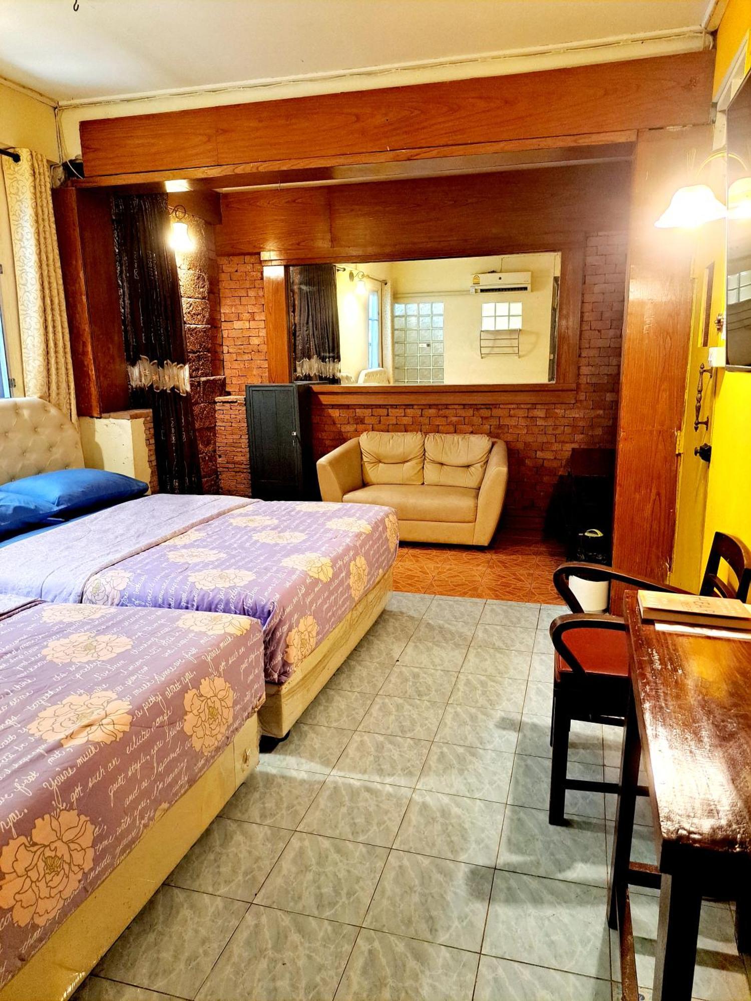 Cafe De Baan Raow Otel Bangkok Dış mekan fotoğraf