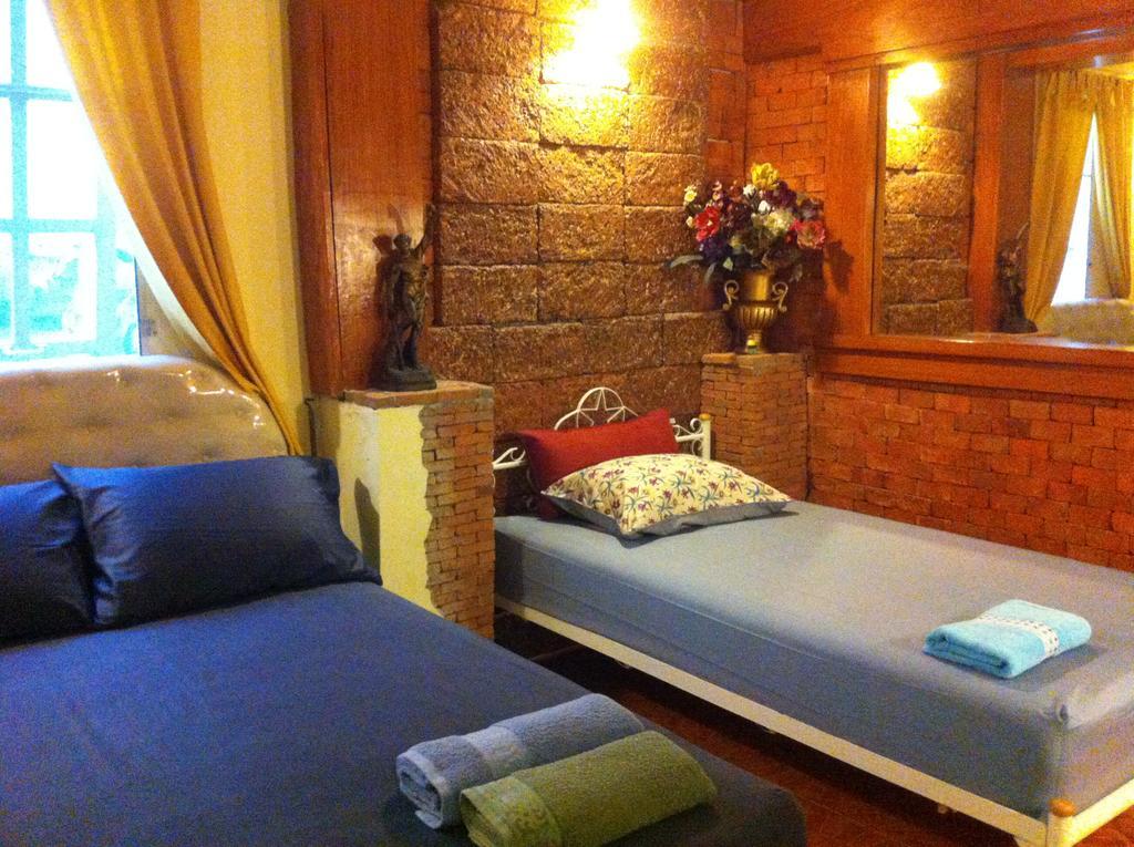 Cafe De Baan Raow Otel Bangkok Dış mekan fotoğraf