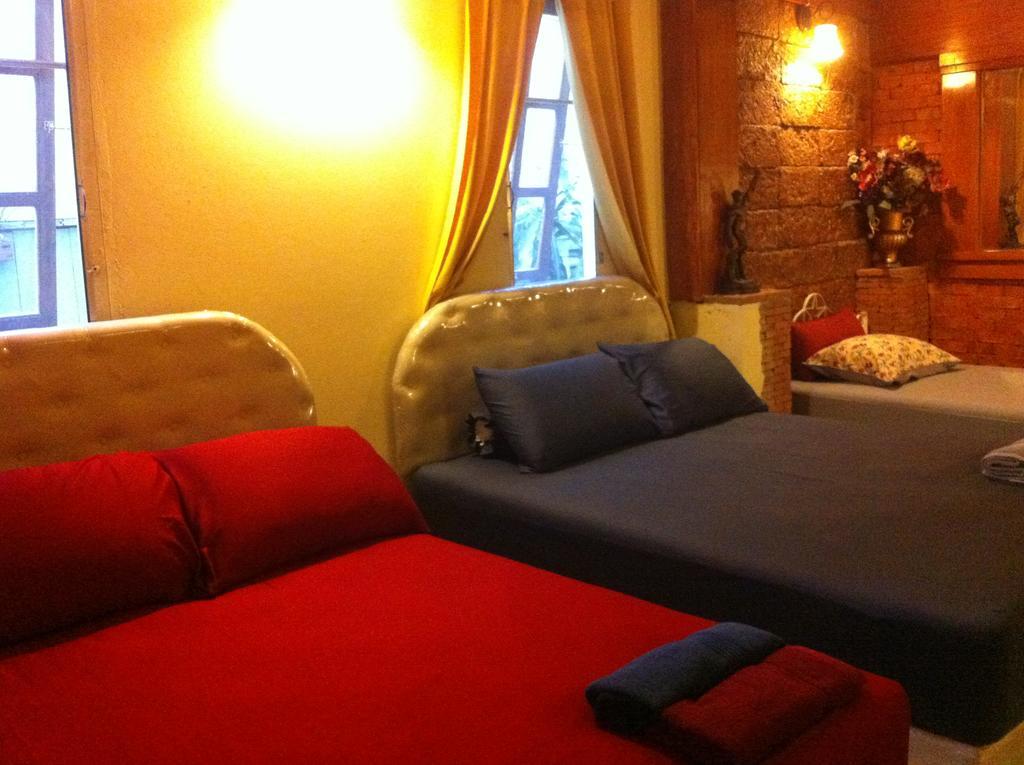 Cafe De Baan Raow Otel Bangkok Dış mekan fotoğraf