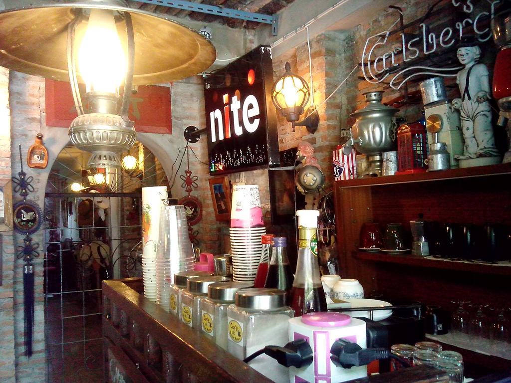 Cafe De Baan Raow Otel Bangkok Dış mekan fotoğraf