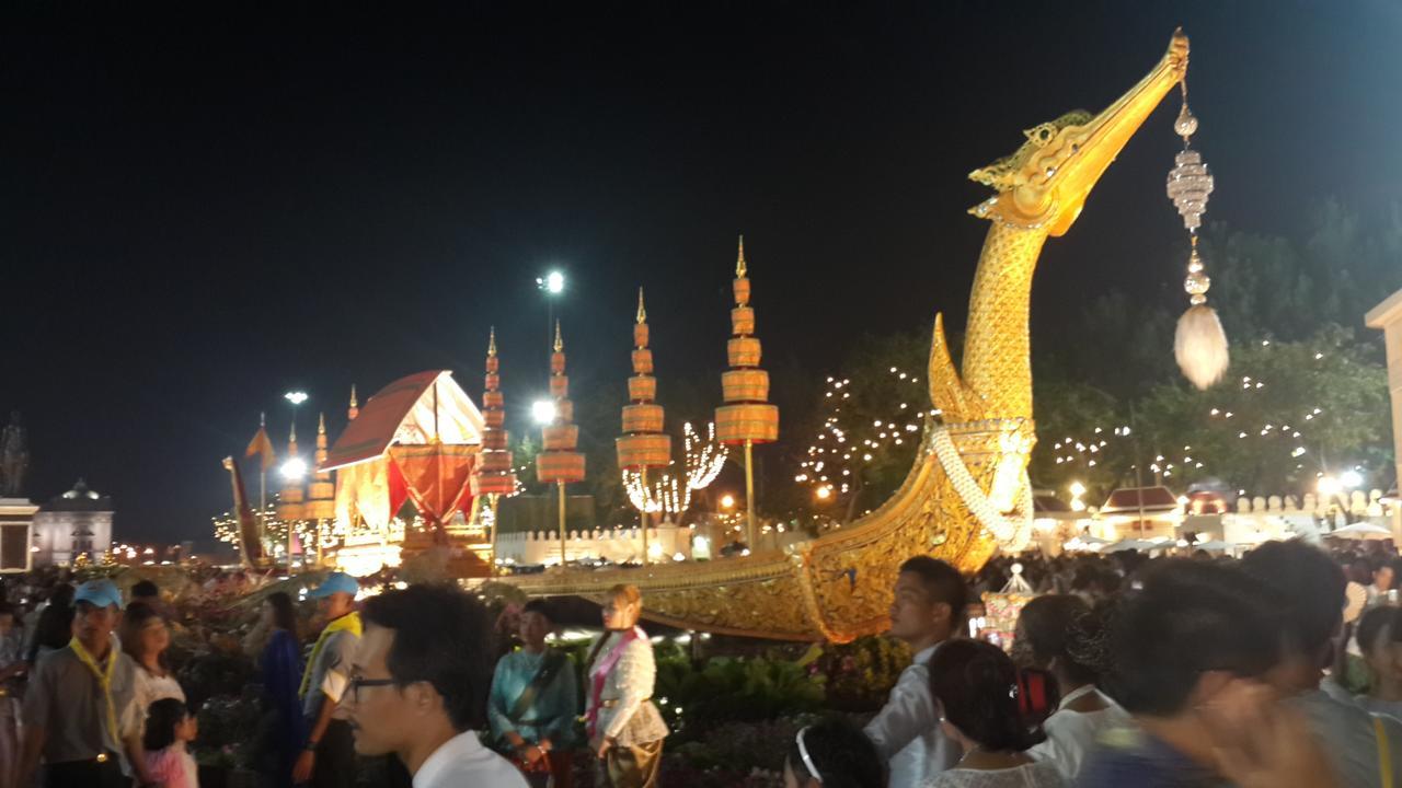 Cafe De Baan Raow Otel Bangkok Dış mekan fotoğraf